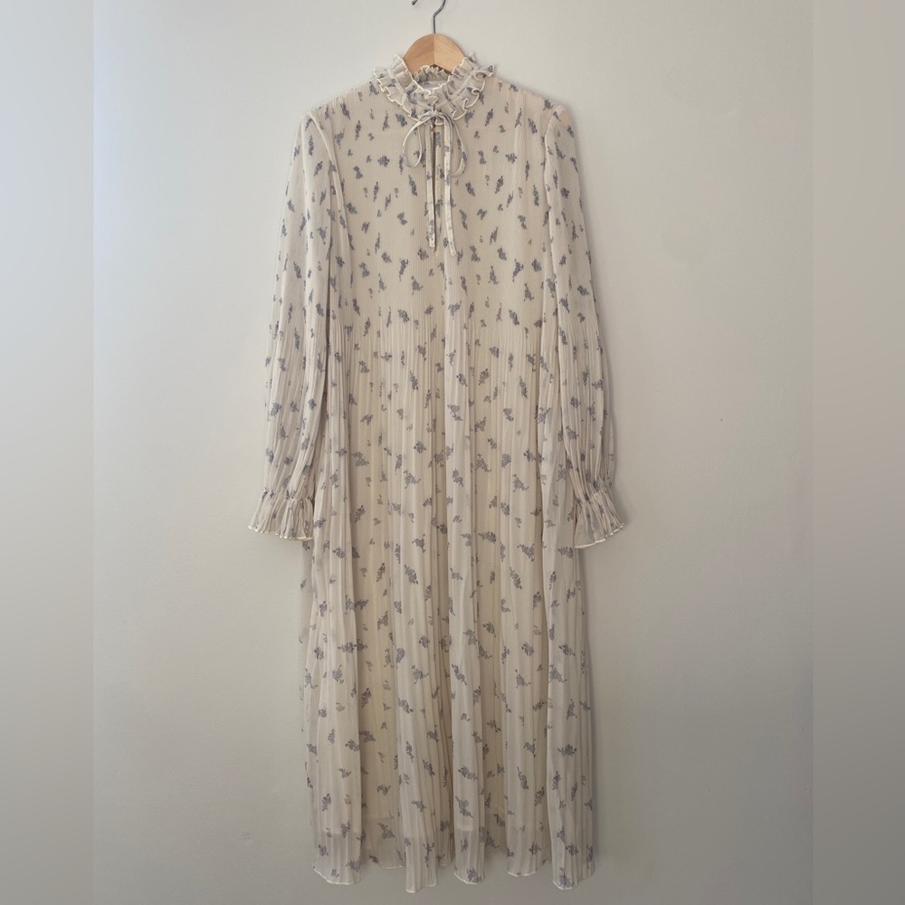 Ganni size 40 chiffon floral pleated dress
